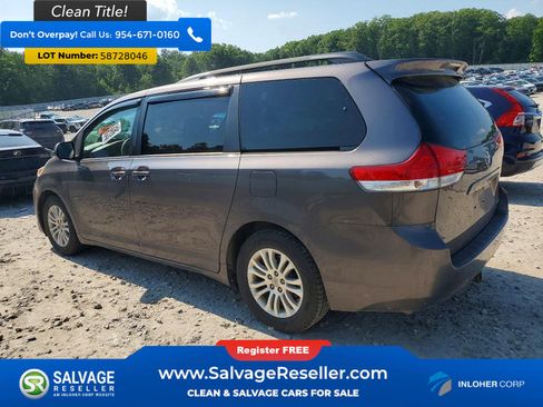 Used 2014 Toyota Sienna XLE FWD image 3