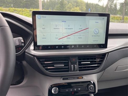 New 2025 Ford Escape Base image 18