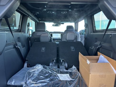Used 2025 Ford Bronco Stroppe Edition image 37