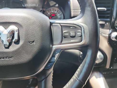 Used 2019 RAM 1500 Laramie AWD/4WD image 24
