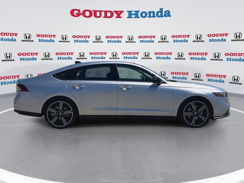 New 2026 Honda Accord SE image 9