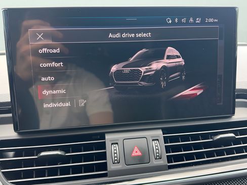 Used 2025 Audi SQ5 Premium Plus AWD/4WD image 24