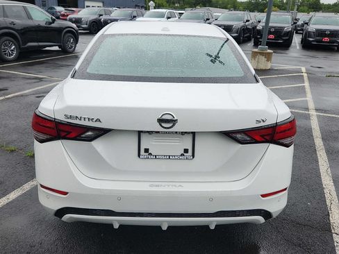 Used 2023 Nissan Sentra SV w/ All-Weather Package FWD image 5