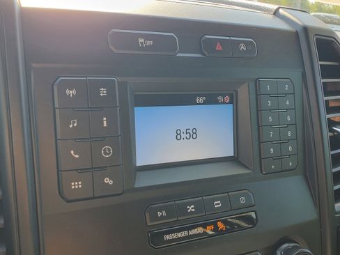 Used 2018 Ford F150 XL w/ Equipment Group 101A Mid RWD image 17