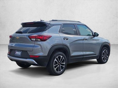 Certified 2025 Chevrolet TrailBlazer LT FWD image 5