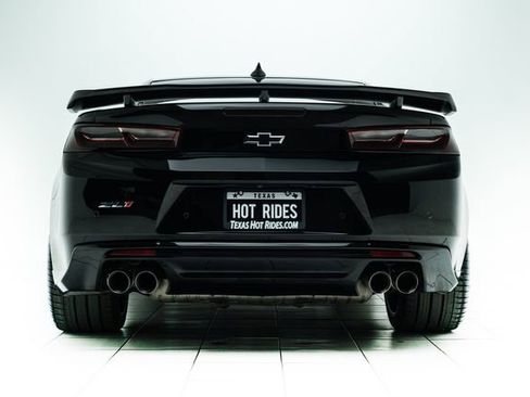 Used 2018 Chevrolet Camaro ZL1 image 16