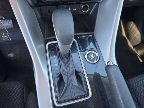 Used 2019 Mitsubishi Eclipse Cross ES image 19