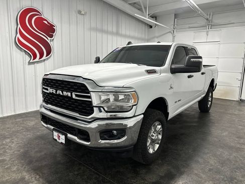 Used 2024 RAM 2500 Big Horn w/ Off Road Package AWD/4WD image 1