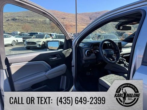 Used 2024 Chevrolet Colorado ZR2 w/ Technology Package image 11