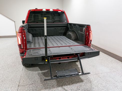 Used 2024 Ford F150 Platinum w/ Equipment Group 703A Plus image 11