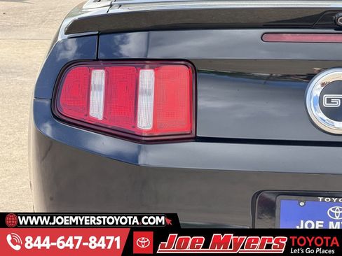 Used 2011 Ford Mustang GT Premium w/ Electronics Pkg image 10