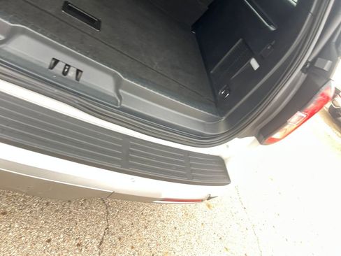 Used 2023 Ford Expedition Max Limited image 25