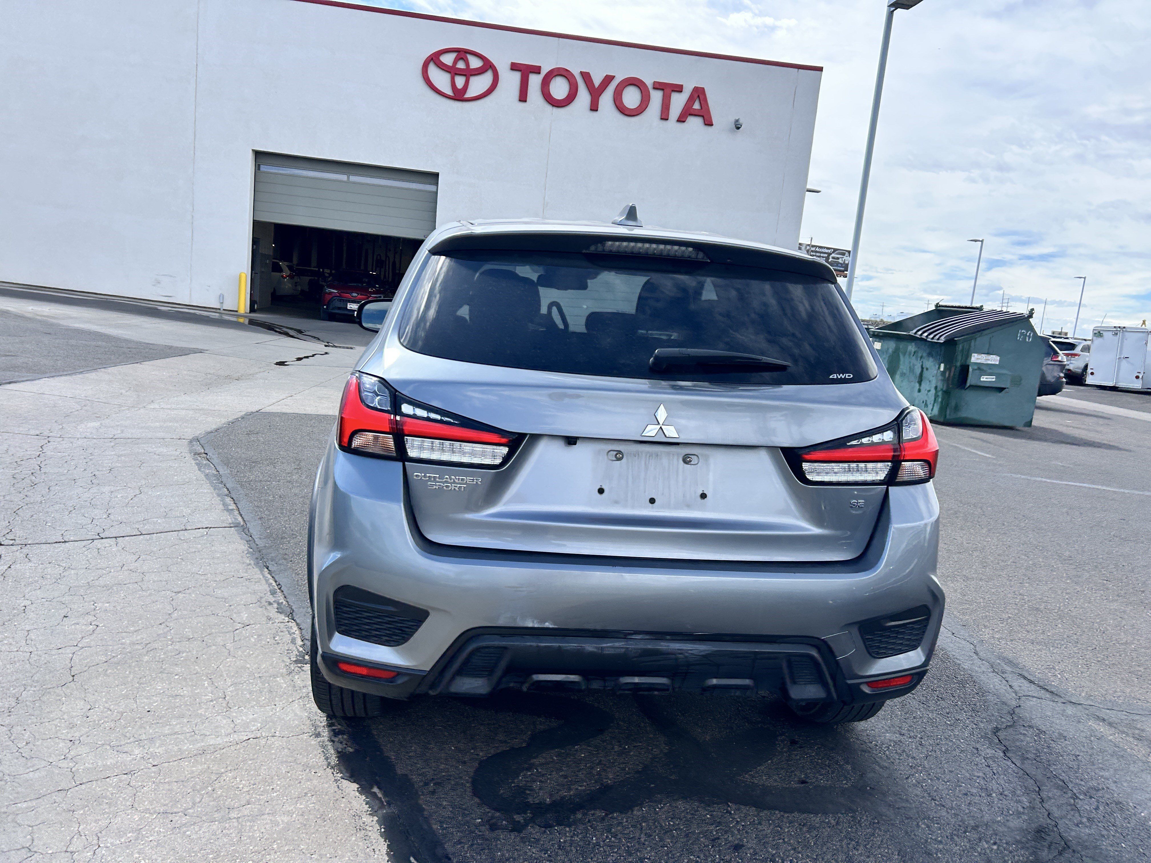 Used 2025 Mitsubishi Outlander Sport SE AWD/4WD image 4