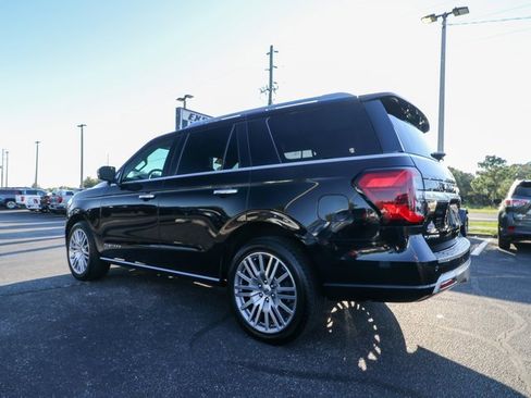 Used 2023 Ford Expedition Platinum image 6