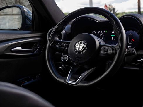 Used 2024 Alfa Romeo Tonale Ti w/ Active Assist Package AWD/4WD image 23