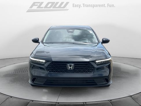 Used 2023 Honda Accord EX image 3