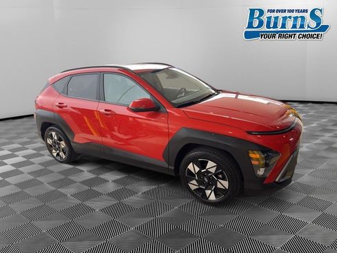 Used 2025 Hyundai Kona SEL image 1