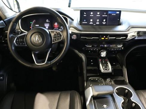 Used 2024 Acura MDX SH-AWD image 17