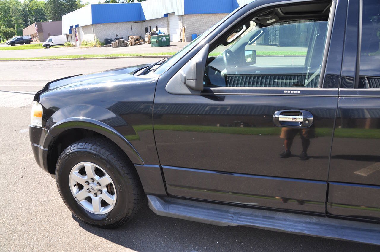 Used 2009 Ford Expedition XLT AWD/4WD image 14