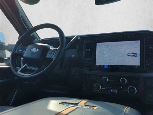 Certified 2024 Ford F350 Platinum image 26