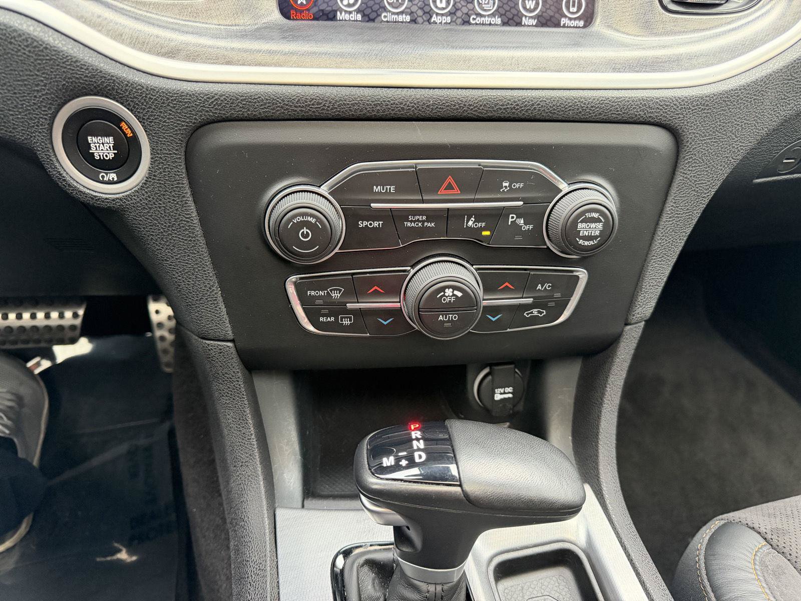 Used 2017 Dodge Charger R/T RWD image 24