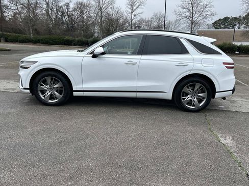 Used 2025 Genesis GV70 3.5T Sport AWD/4WD image 4