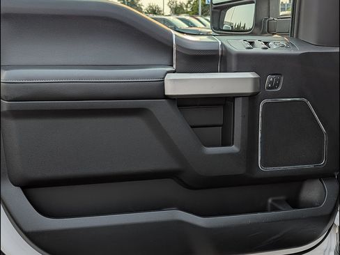 Used 2020 Ford F150 Lariat AWD/4WD image 26