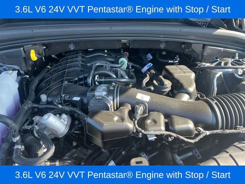 New 2025 Jeep Grand Cherokee L Laredo w/ Luxury Tech Group I image 3