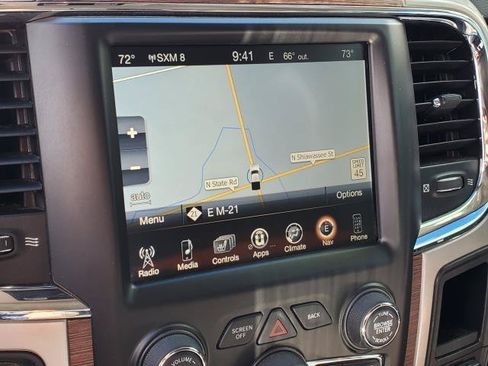 Used 2017 RAM 1500 Laramie w/ Convenience Group AWD/4WD image 16