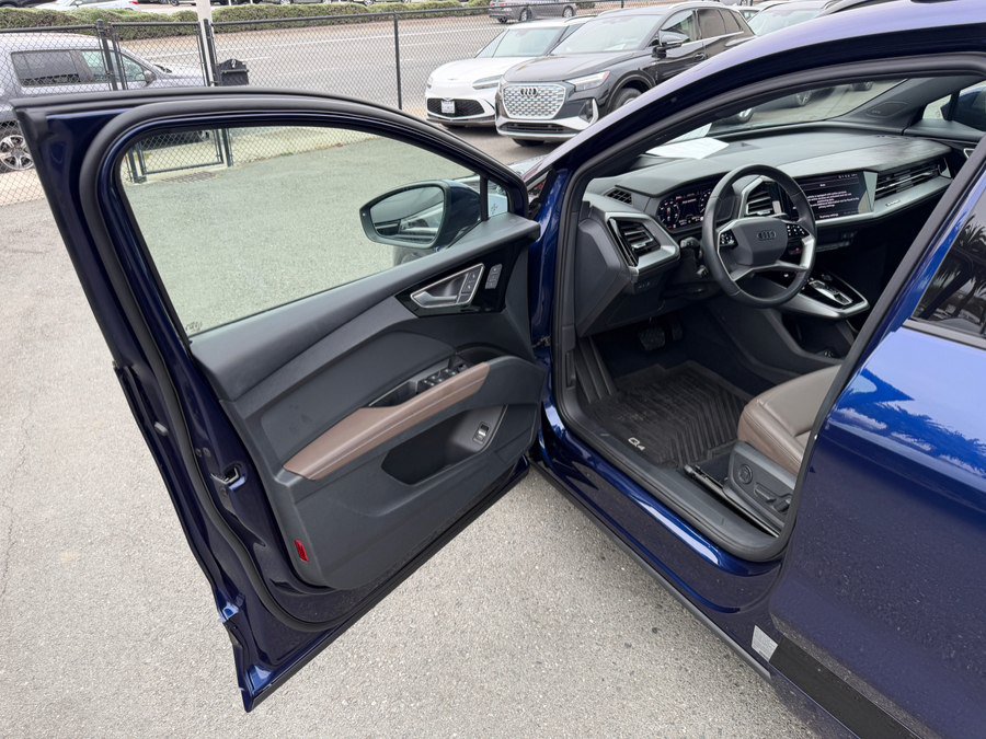 Used 2023 Audi Q4 e-tron Prestige w/ Black Optic Package AWD/4WD image 9