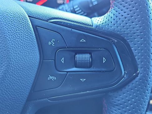 Certified 2023 Chevrolet TrailBlazer RS w/ Sun and Liftgate Package image 18