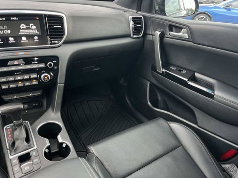 Used 2021 Kia Sportage S w/ S AWD Premium Package image 15