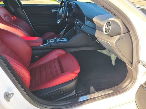 Used 2022 Alfa Romeo Giulia Sprint image 28
