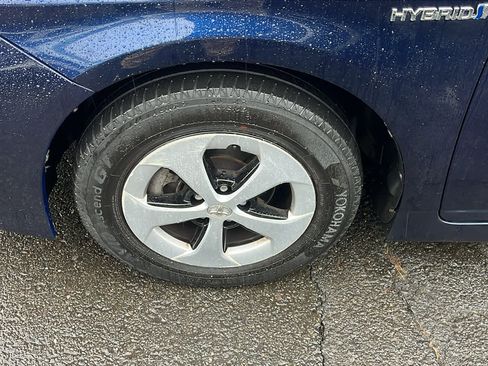 Used 2012 Toyota Prius Two image 8