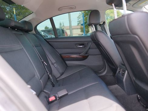 Used 2011 BMW 328i Sedan RWD image 32