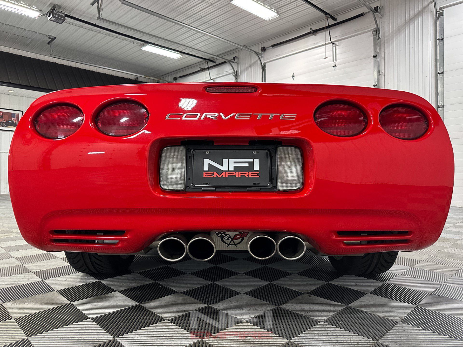 Used 2002 Chevrolet Corvette Coupe w/ Preferred Equipment Group2 RWD image 29