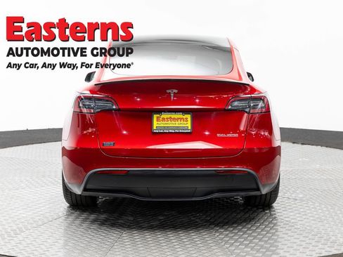 Used 2021 Tesla Model Y Performance image 6