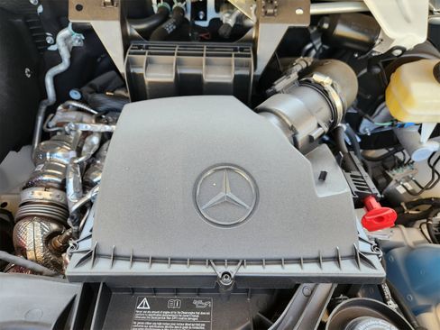 New 2025 Mercedes-Benz Sprinter 2500 image 23