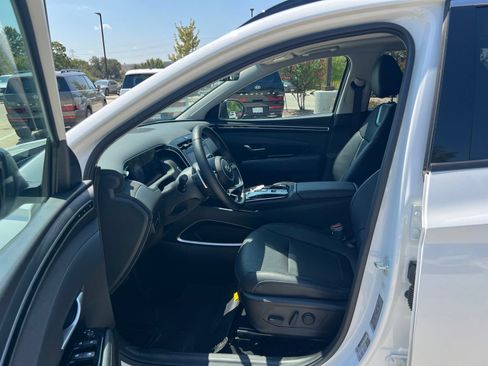 Used 2024 Hyundai Tucson Limited FWD image 24