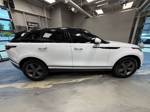 Used 2018 Land Rover Range Rover Velar S AWD/4WD image 31