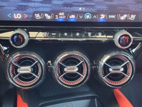 New 2026 Chevrolet Blazer EV RS w/ Super Cruise Package AWD/4WD image 29