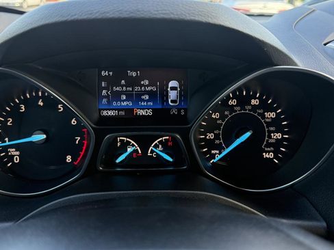 Used 2019 Ford Escape Titanium FWD image 15