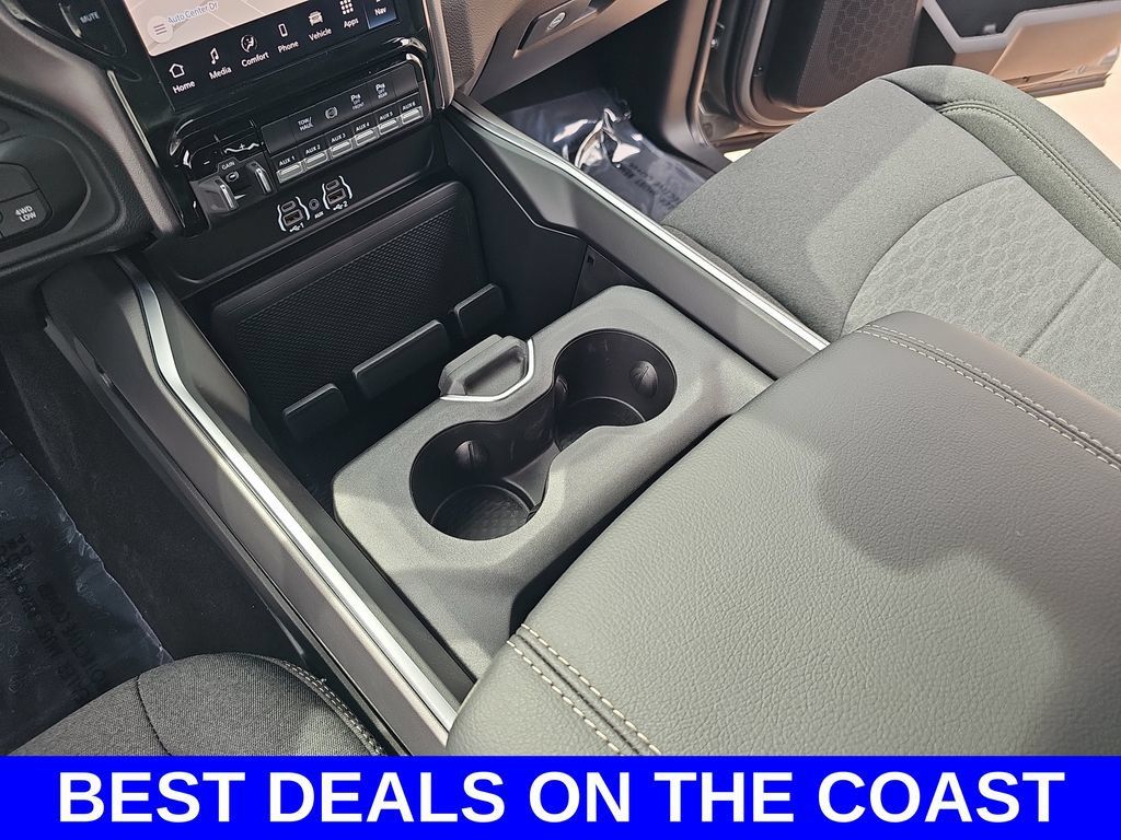 New 2027 RAM 3500 Big Horn AWD/4WD image 24