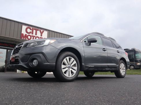 Used 2018 Subaru Outback 2.5i Premium AWD/4WD image 19