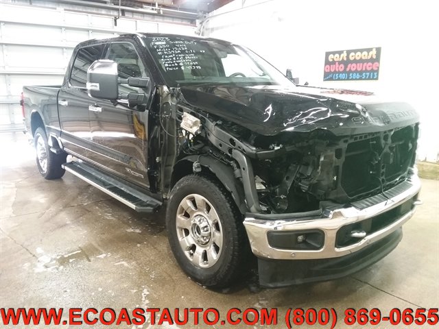 Used 2023 Ford F350 Lariat w/ Tow Technology Package AWD/4WD image 3