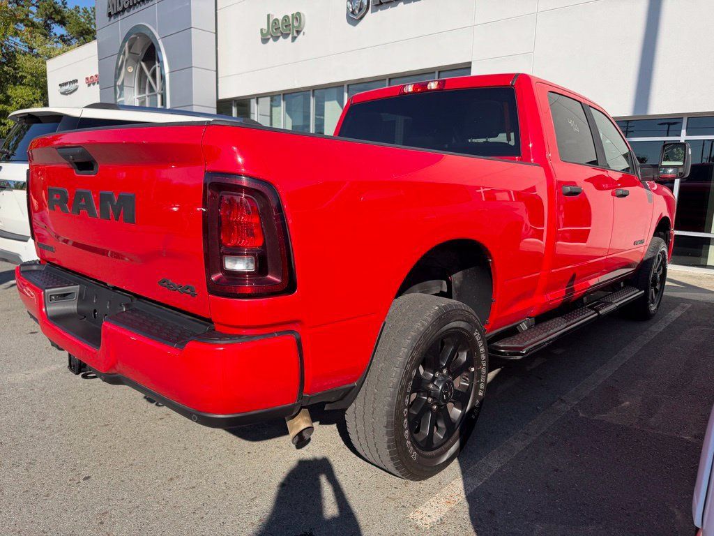 Used 2026 RAM 2500 Big Horn AWD/4WD image 4