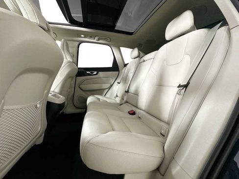 Used 2025 Volvo XC60 B5 Plus w/ Protection Package Premier image 23