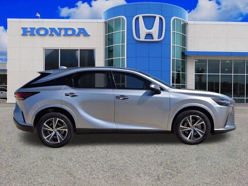 Used 2025 Lexus RX 350 FWD w/ Technology Package image 2