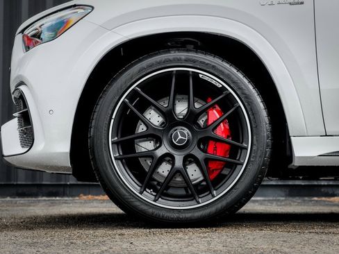 Used 2025 Mercedes-Benz GLE 63 AMG S image 4