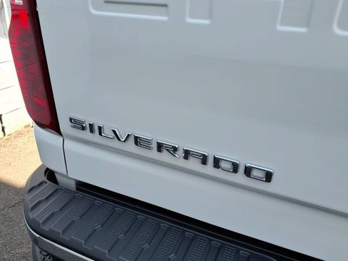 Used 2025 Chevrolet Silverado 2500 LT AWD/4WD image 18